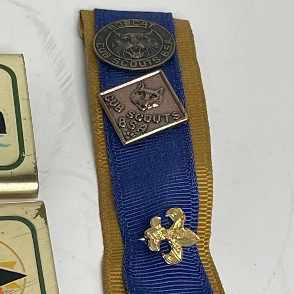 Boy Scout BSA belt loop slides, skill awards Lot 7 Webelos Ribbons Badges Pins